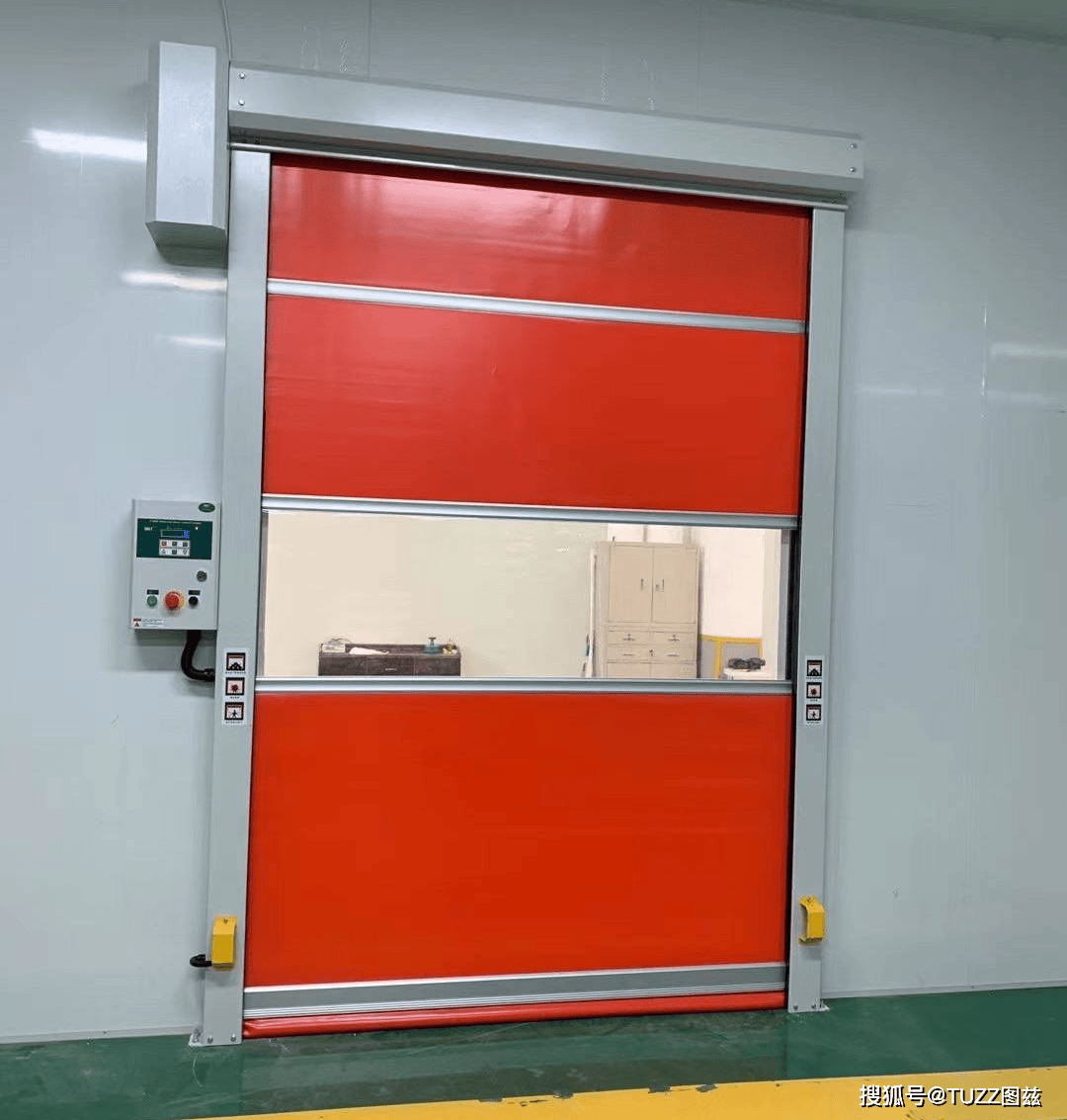 成品仓库防尘快速卷帘门:卷帘门